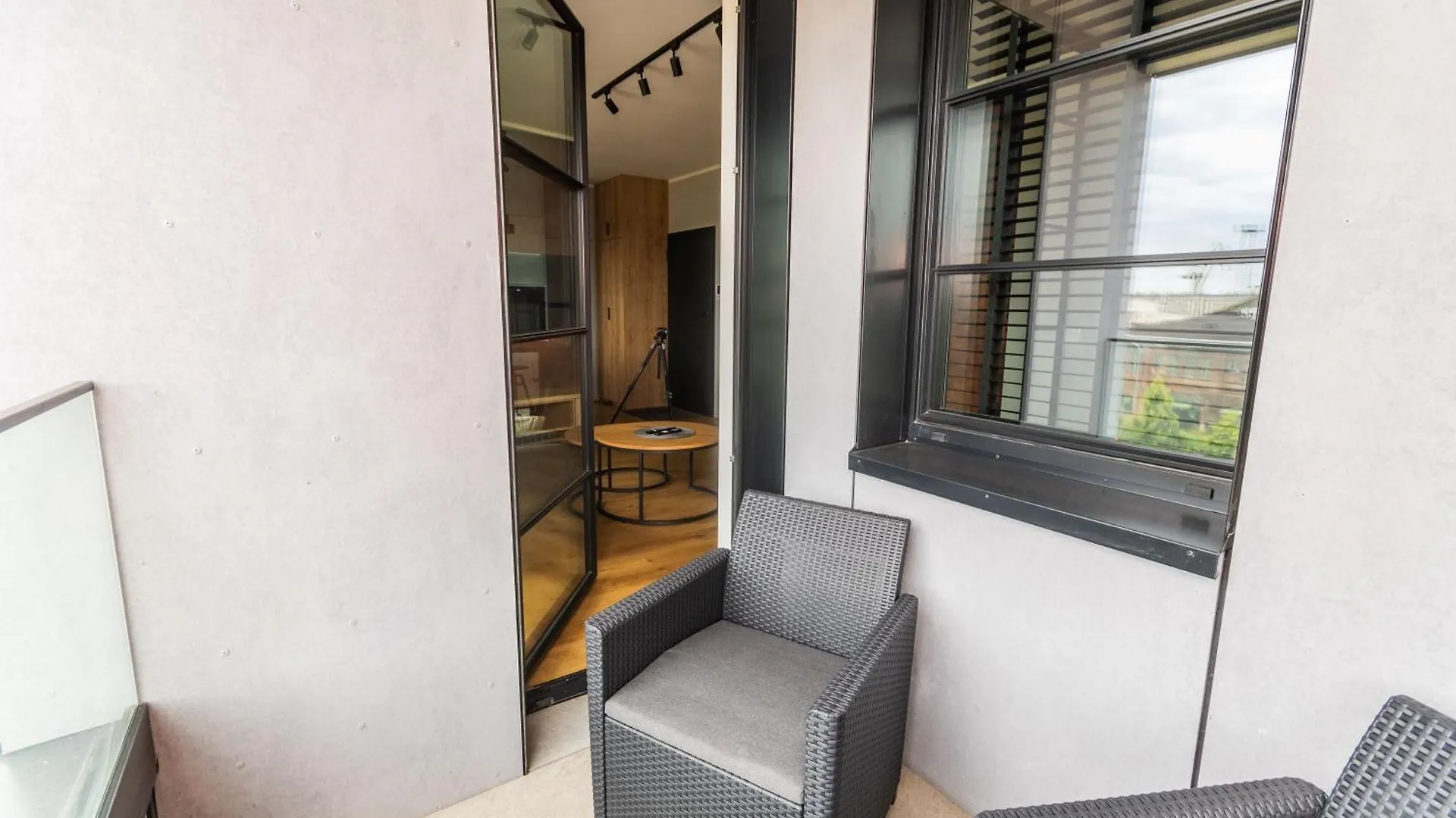 Doki - Black & White By Grand Apartments Gdansk